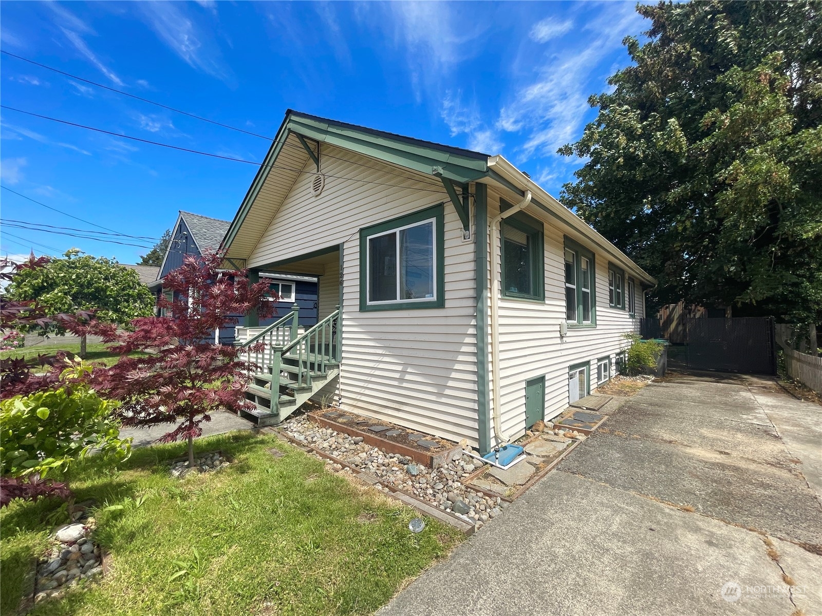 126 Arvon Avenue Bremerton WA 98312