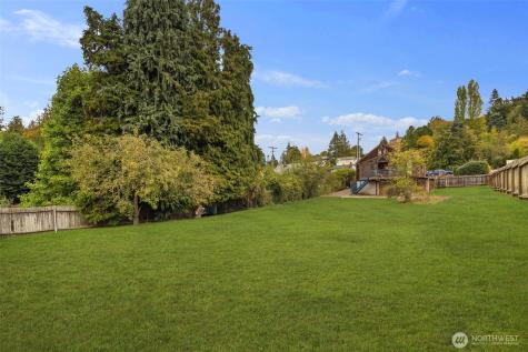 4422 Glenwood Avenue Everett WA 98203