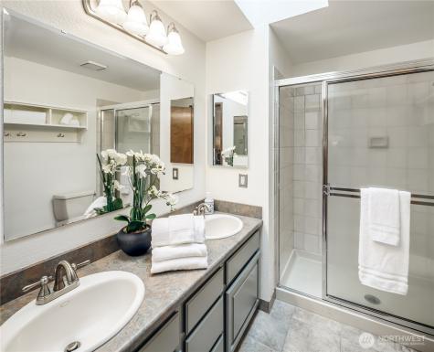 17215 NE 132nd Place Redmond WA 98052