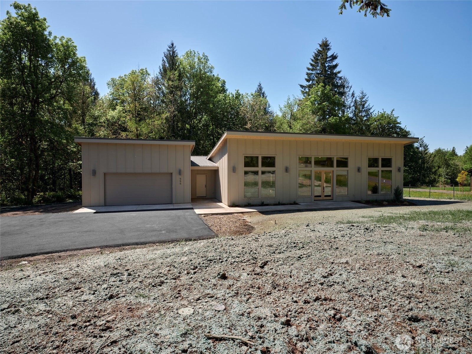 956 Paine Road Castle Rock WA 98611