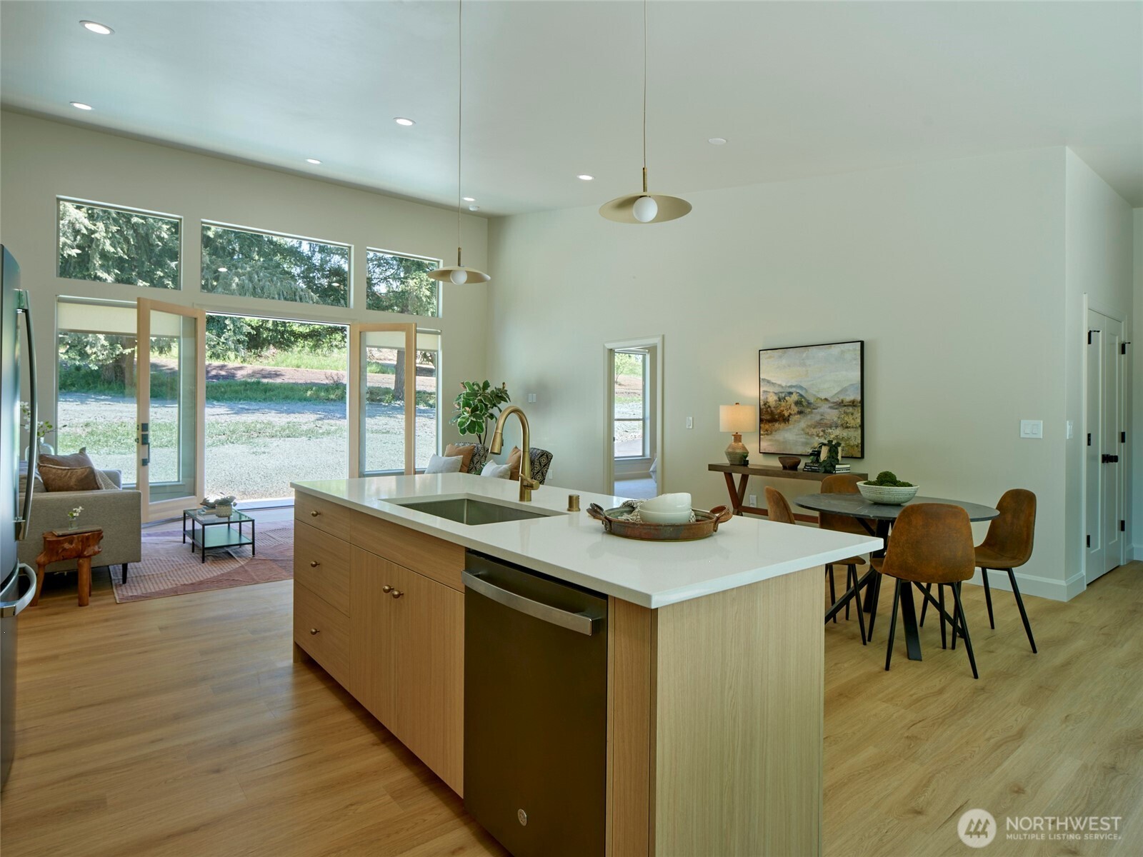 956 Paine Road Castle Rock WA 98611
