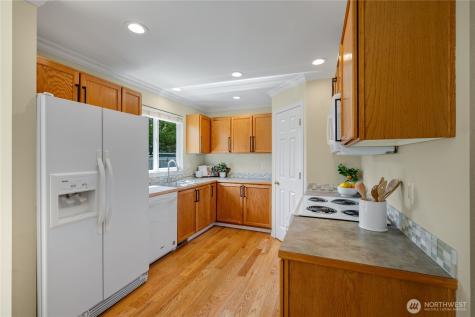 1016 99th Street SW Everett WA 98204
