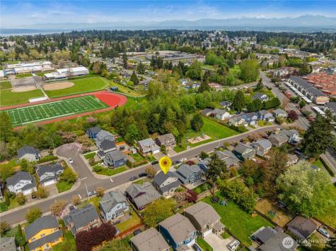 1016 99th Street SW Everett WA 98204