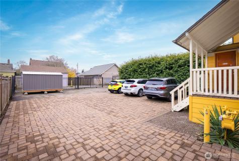 337 Park Avenue N Renton WA 98057