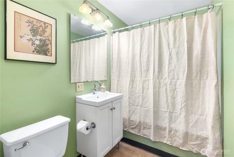 337 Park Avenue N Renton WA 98057