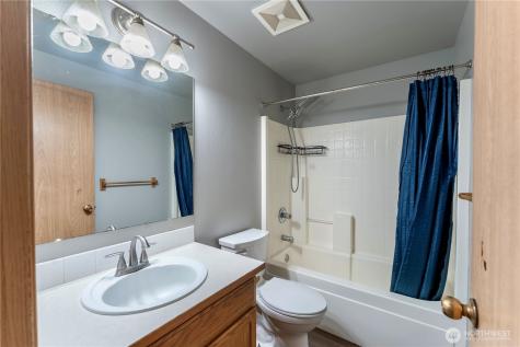 1230 30th Avenue Ct SW Puyallup WA 98373