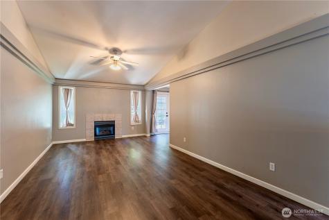 1230 30th Avenue Ct SW Puyallup WA 98373