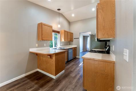1230 30th Avenue Ct SW Puyallup WA 98373