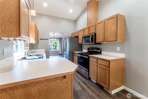 1230 30th Avenue Ct SW Puyallup WA 98373