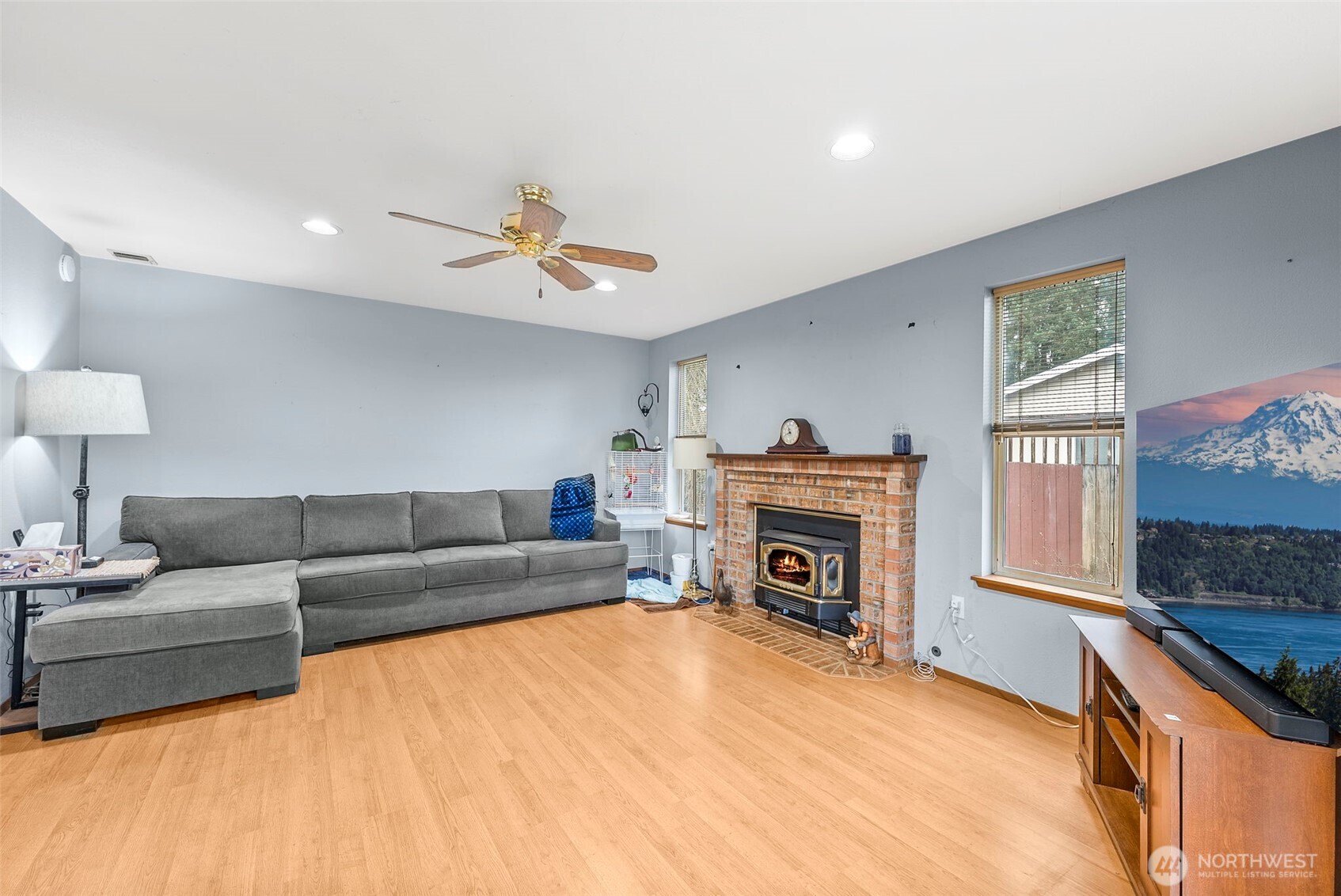 5717 60th Street Court W University Place WA 98467