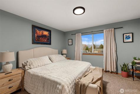 576 Saddle Rock Loop Wenatchee WA 98801