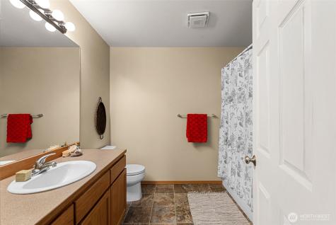 576 Saddle Rock Loop Wenatchee WA 98801