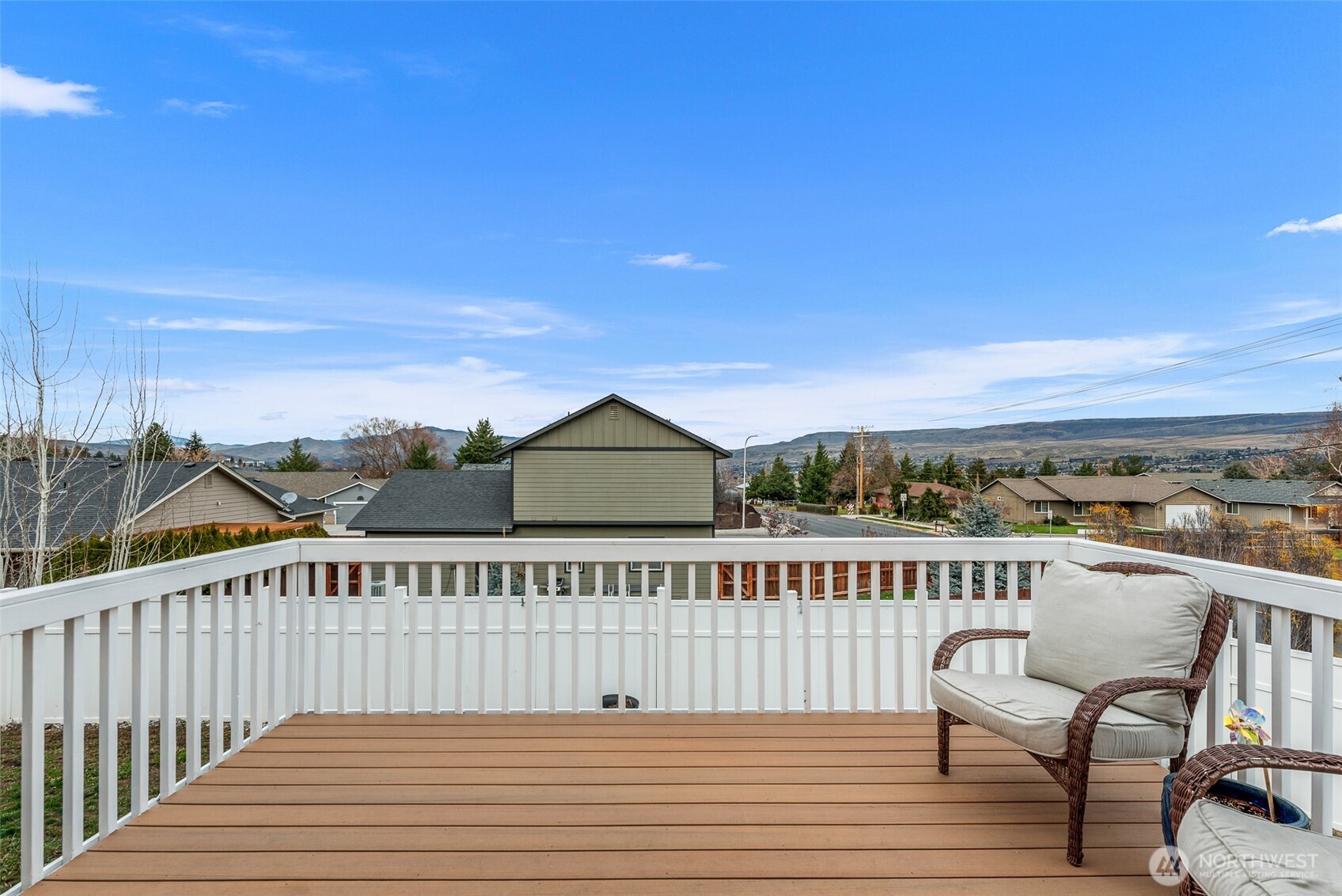 576 Saddle Rock Loop Wenatchee WA 98801