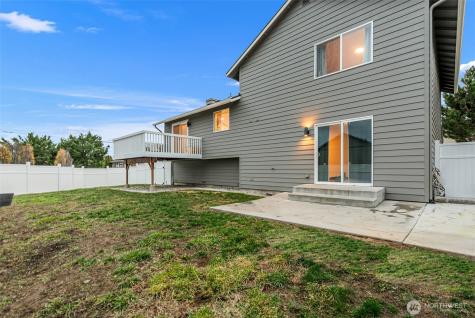 576 Saddle Rock Loop Wenatchee WA 98801