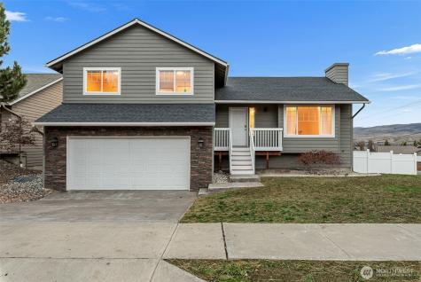 576 Saddle Rock Loop Wenatchee WA 98801