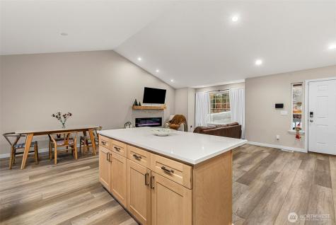 576 Saddle Rock Loop Wenatchee WA 98801