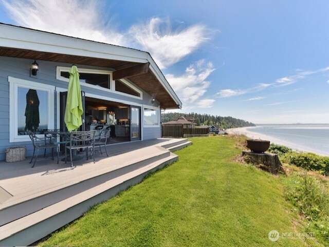 3512 Mission Beach Road Marysville WA 98271
