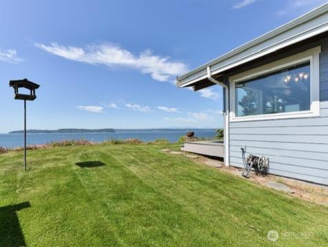 3512 Mission Beach Road Marysville WA 98271