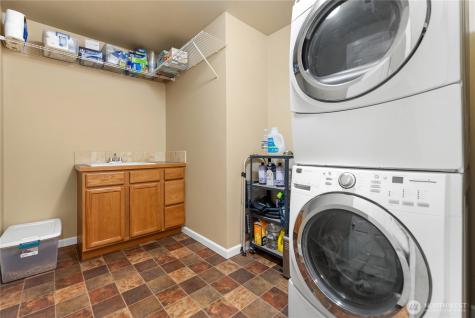 65 Eastlake Road Oroville WA 98844