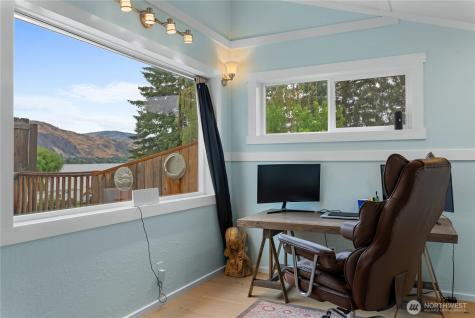 65 Eastlake Road Oroville WA 98844