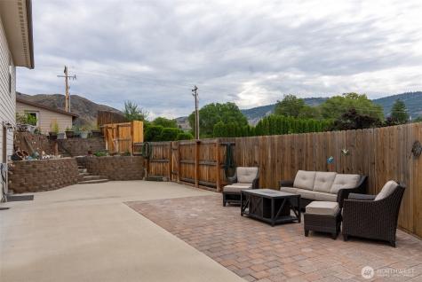 65 Eastlake Road Oroville WA 98844