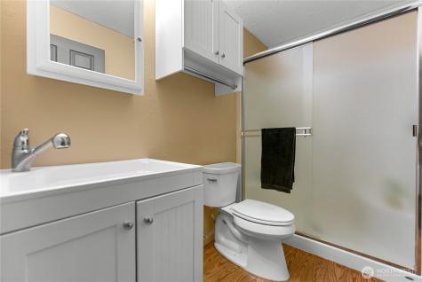 65 Eastlake Road Oroville WA 98844