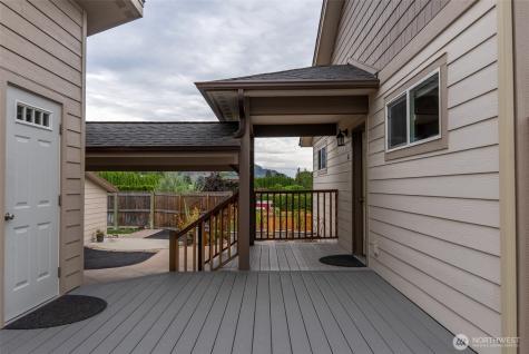 65 Eastlake Road Oroville WA 98844