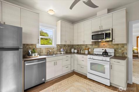 1322 NE 70th Street Seattle WA 98115