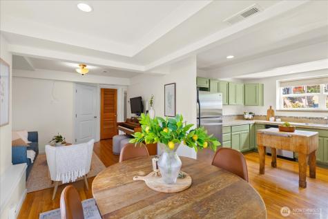 1322 NE 70th Street Seattle WA 98115