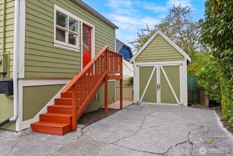 1322 NE 70th Street Seattle WA 98115