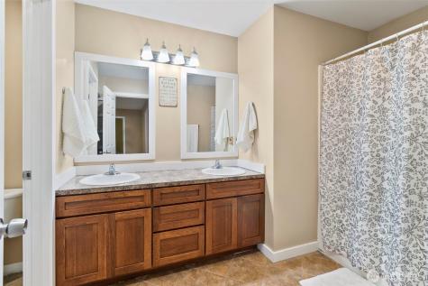 31619 26th Avenue E Graham WA 98338