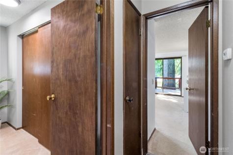 12 Swallow Circle Bellingham WA 98229