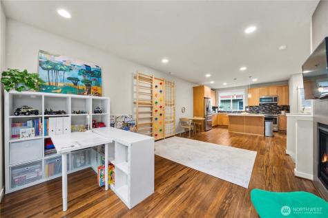 23000 NE 8th Sammamish WA 98074