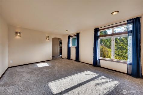 212 Grandview Avenue Camano Island WA 98282