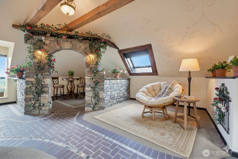 212 Grandview Avenue Camano Island WA 98282