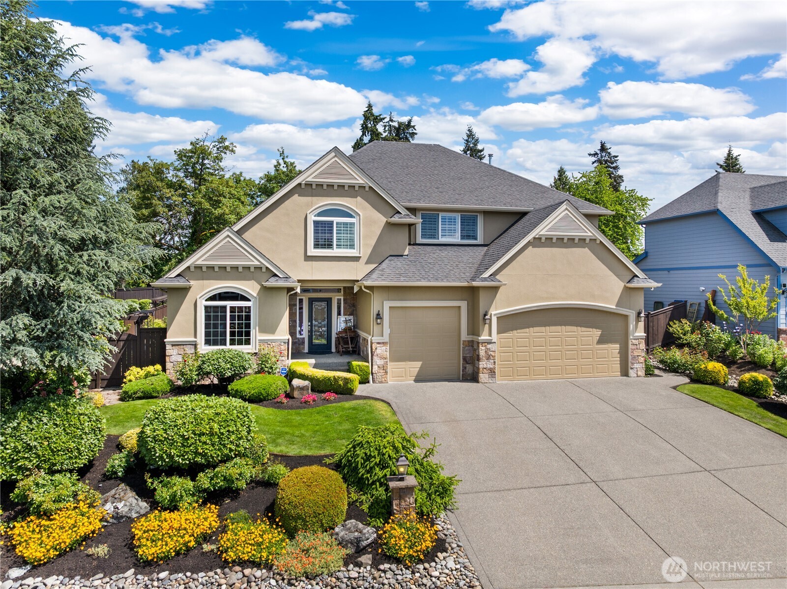 925 23rd Street SW Puyallup WA 98371