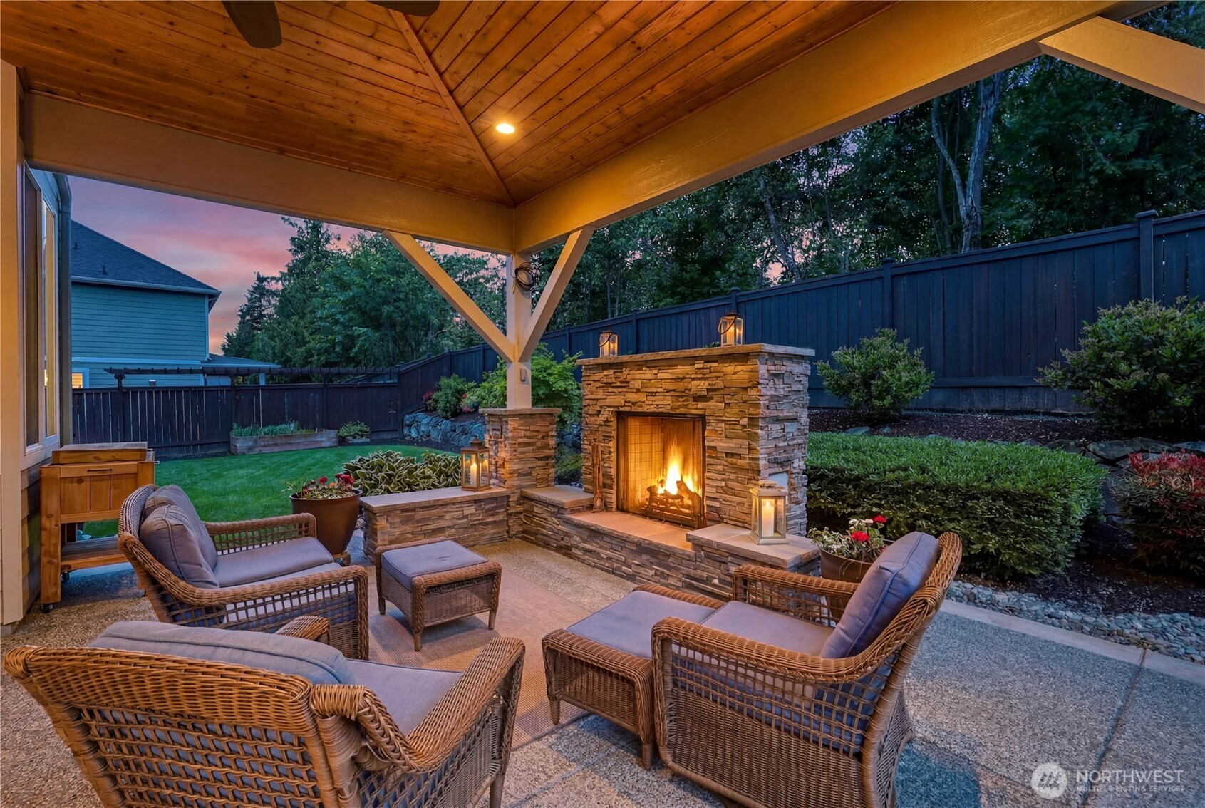 925 23rd Street SW Puyallup WA 98371