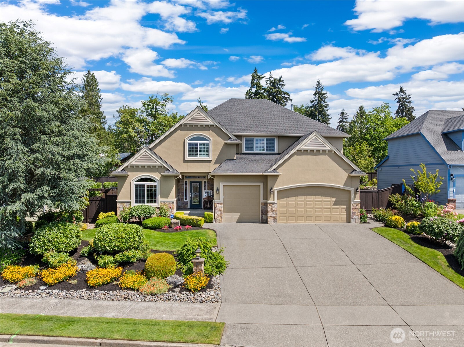 925 23rd Street SW Puyallup WA 98371