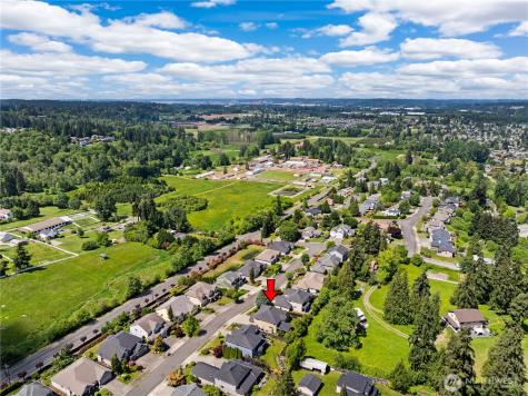 925 23rd Street SW Puyallup WA 98371