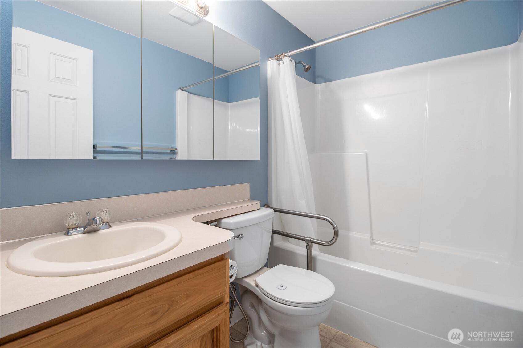 7101 33rd Way NE Lacey WA 98516