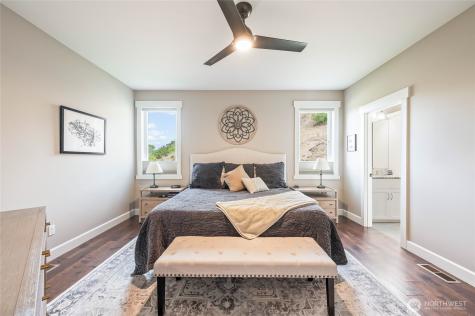 719 19th Street NE East Wenatchee WA 98802