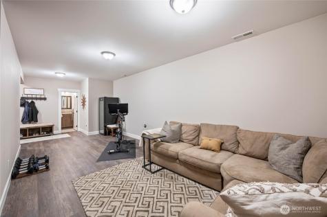 719 19th Street NE East Wenatchee WA 98802