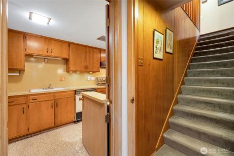 10520 11th Avenue NW Seattle WA 98177