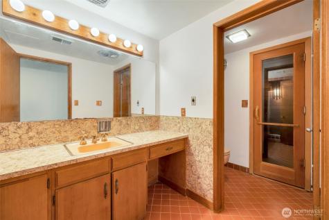 10520 11th Avenue NW Seattle WA 98177