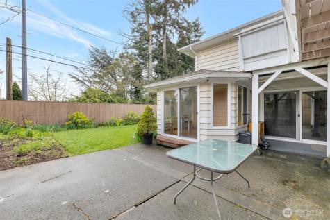10520 11th Avenue NW Seattle WA 98177