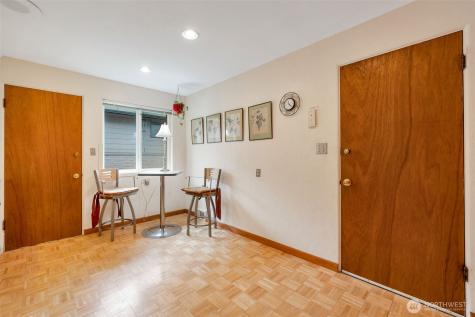 10520 11th Avenue NW Seattle WA 98177