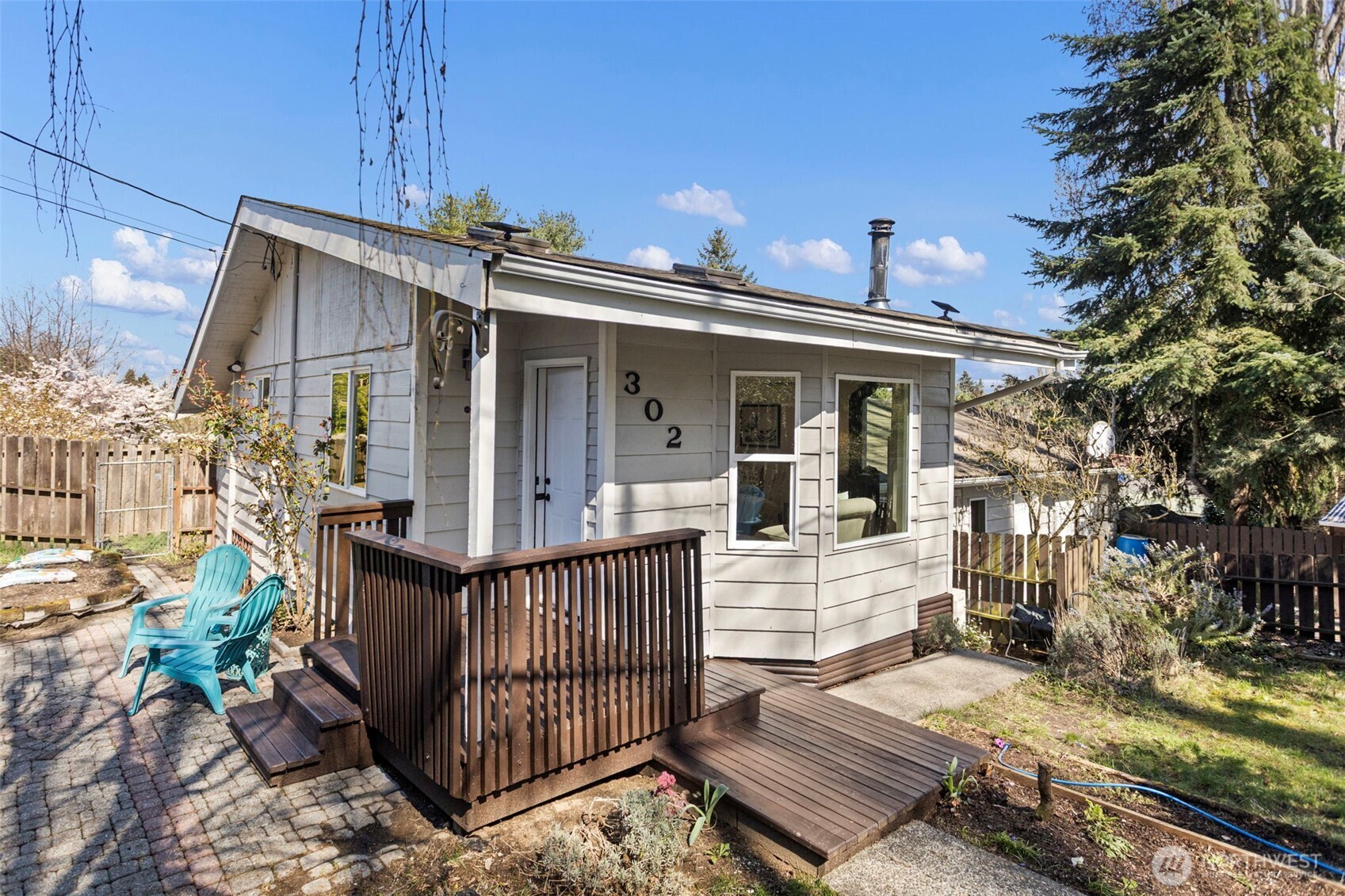 302 S Barton Street Seattle WA 98108