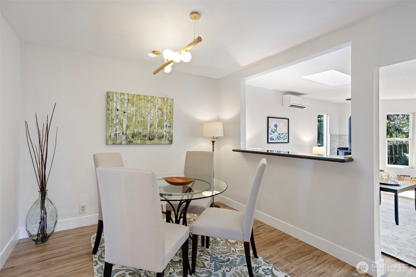 302 S Barton Street Seattle WA 98108