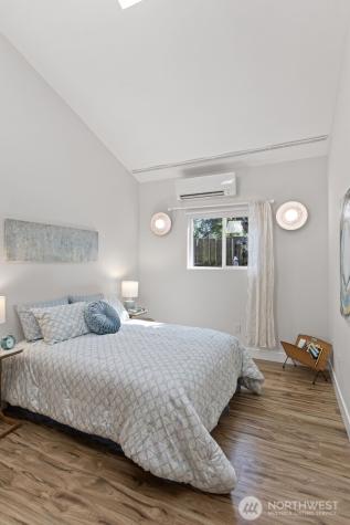 302 S Barton Street Seattle WA 98108