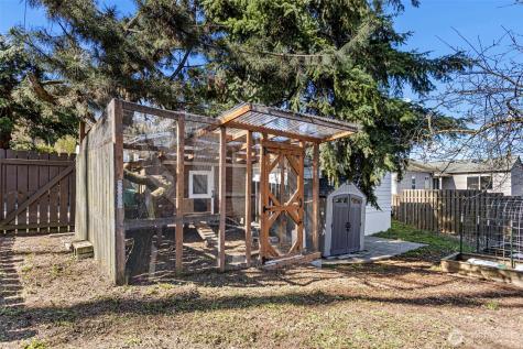 302 S Barton Street Seattle WA 98108